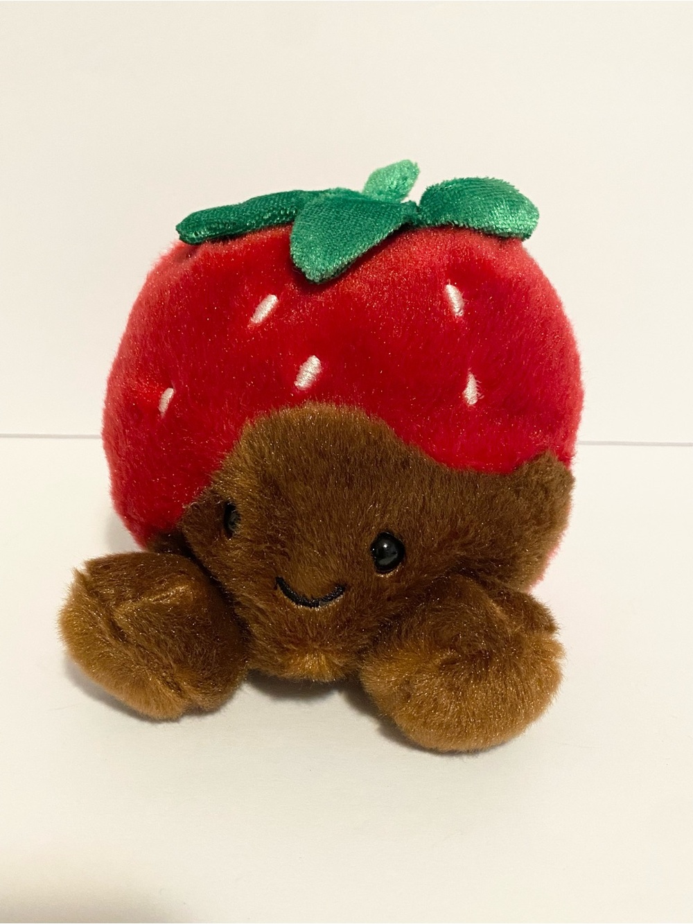 Palm Pals Chocolate Covered Strawberry Kawaii Aurora Plush Stuffed Toy 5” Beanie